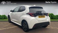 Toyota Yaris 1.5 Hybrid Design 5dr CVT Hybrid Hatchback